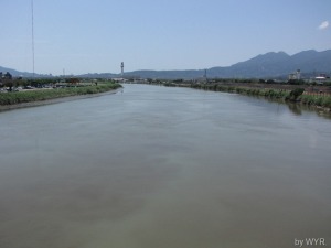 基隆河(於百齡橋上拍攝)